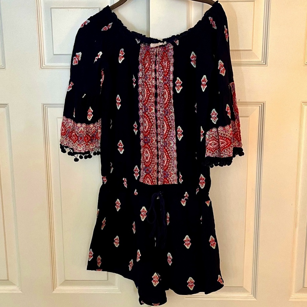 Anthropologie LILKA Navy with Red Paisley romper, Size M